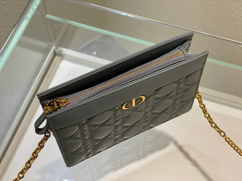 Dior Handbags AAA(Women)-299