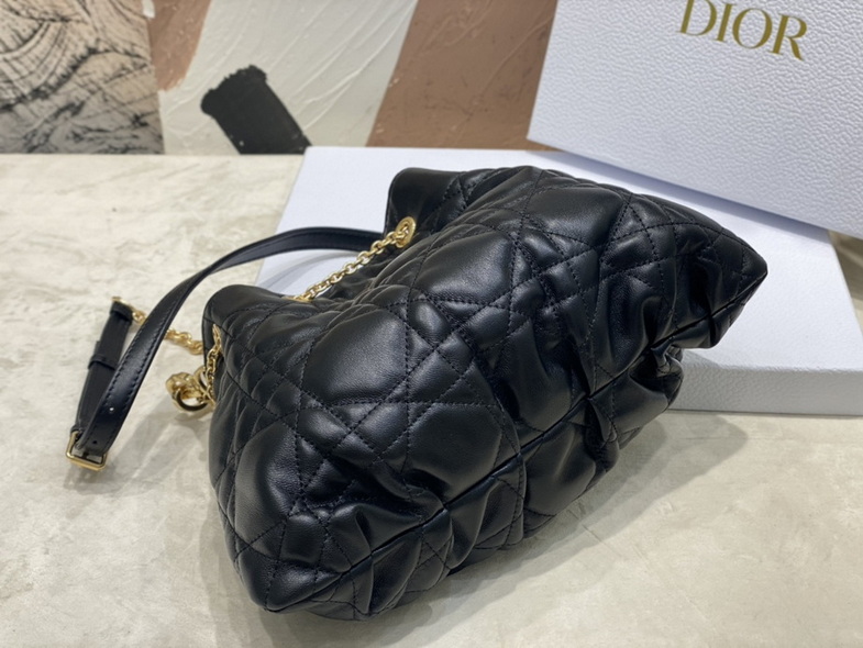 Dior Handbags AAA(Women)-394