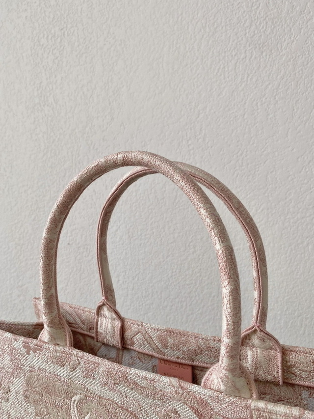 Dior Handbags AAA(Women)-431