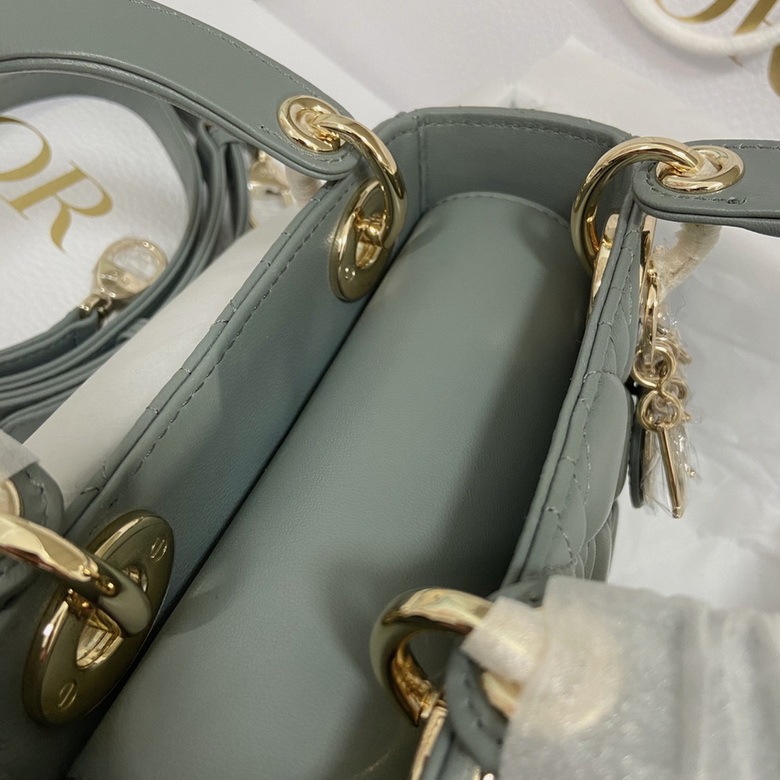 Dior Handbags AAA(Women)-129