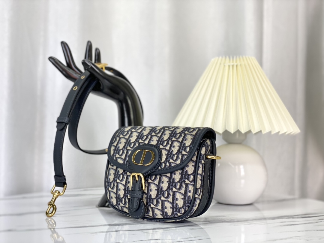 Dior Handbags AAA(Women)-494