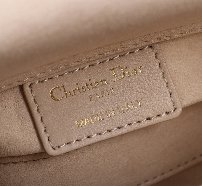 Dior Handbags AAA(Women)-575