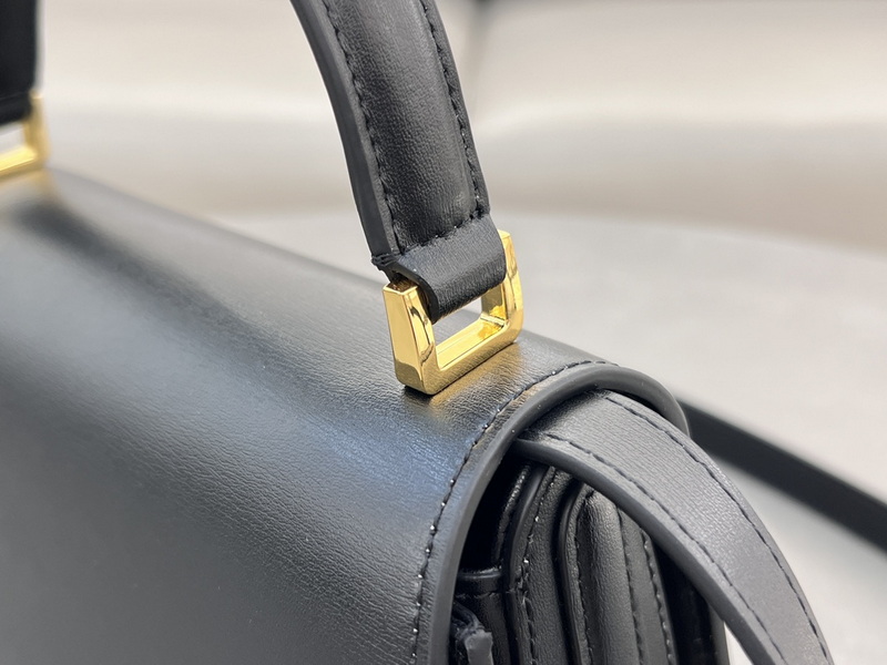 Dior Handbags AAA(Women)-596