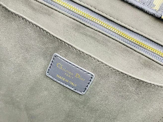Dior Handbags AAA(Women)-615