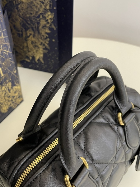 Dior Handbags AAA(Women)-626