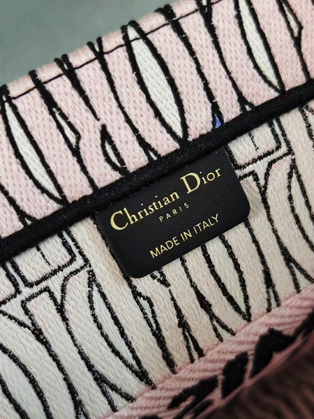 Dior Handbags AAA(Women)-641