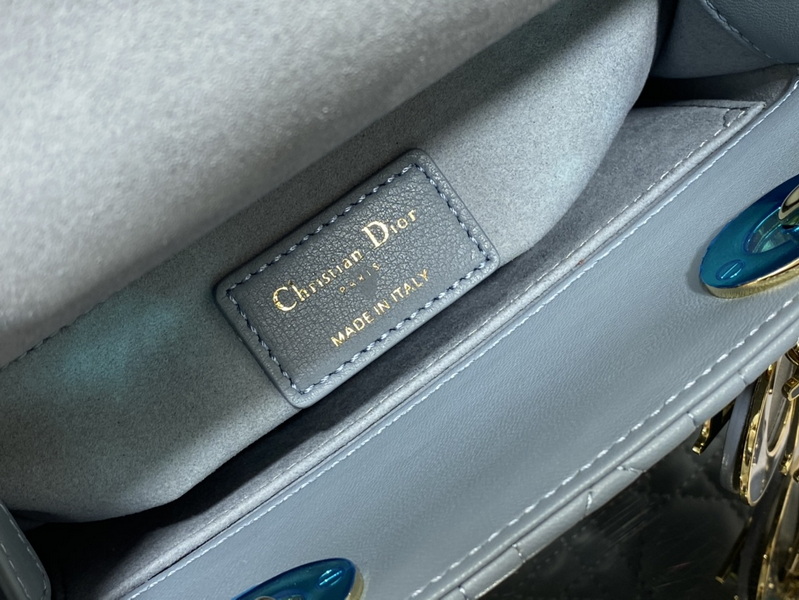 Dior Handbags AAA(Women)-652
