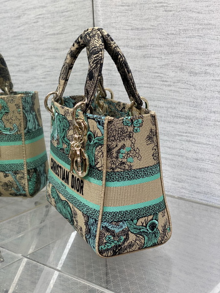 Dior Handbags AAA(Women)-661