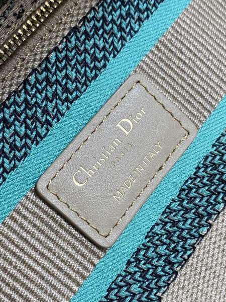 Dior Handbags AAA(Women)-661