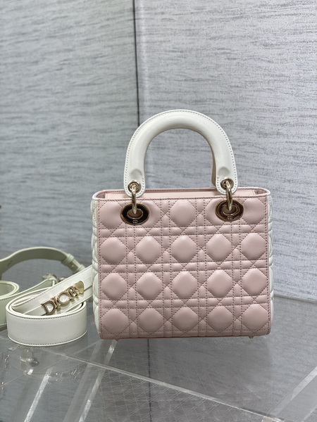 Dior Handbags AAA(Women)-672