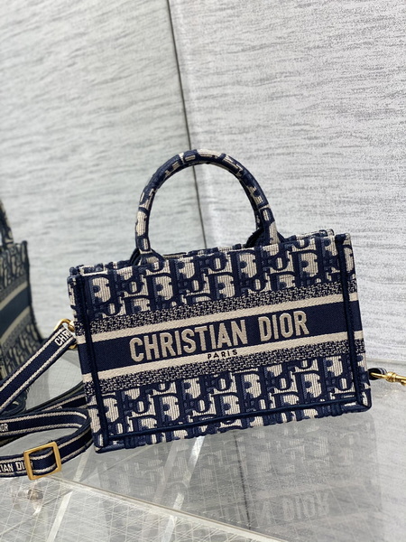 Dior Handbags AAA(Women)-706