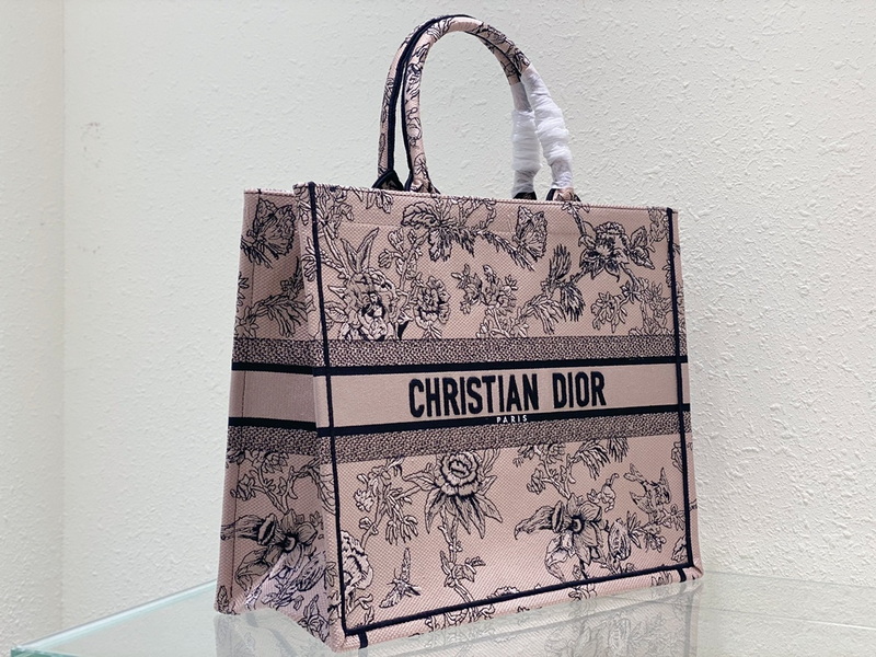 Dior Handbags AAA(Women)-725