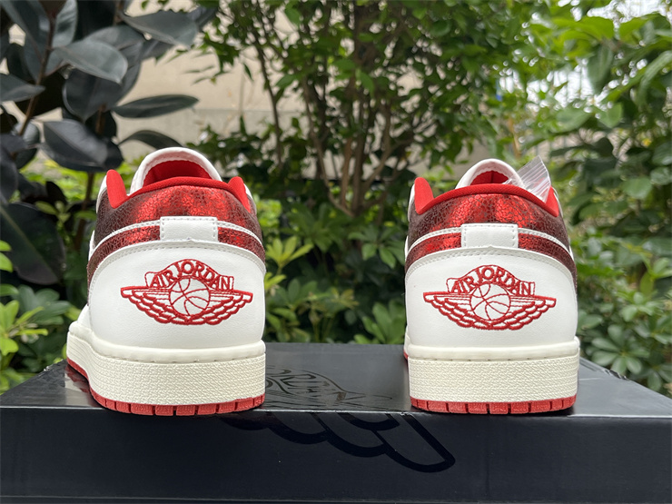 Air Jordan 1 Low-326