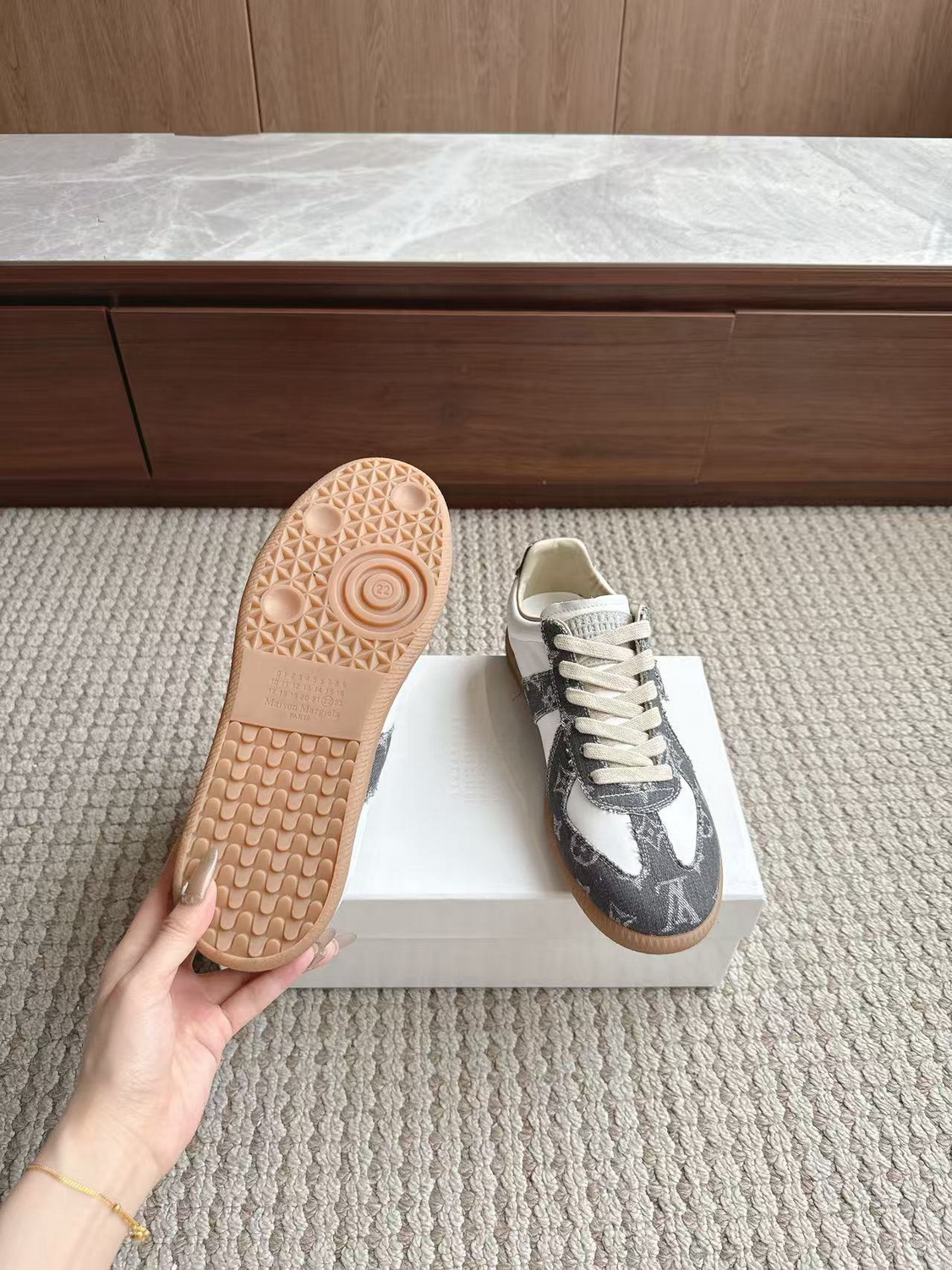 Maison Margiela Shoes-010