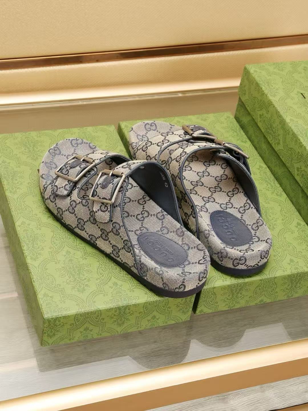 G*u*i slippers(aaa)-469