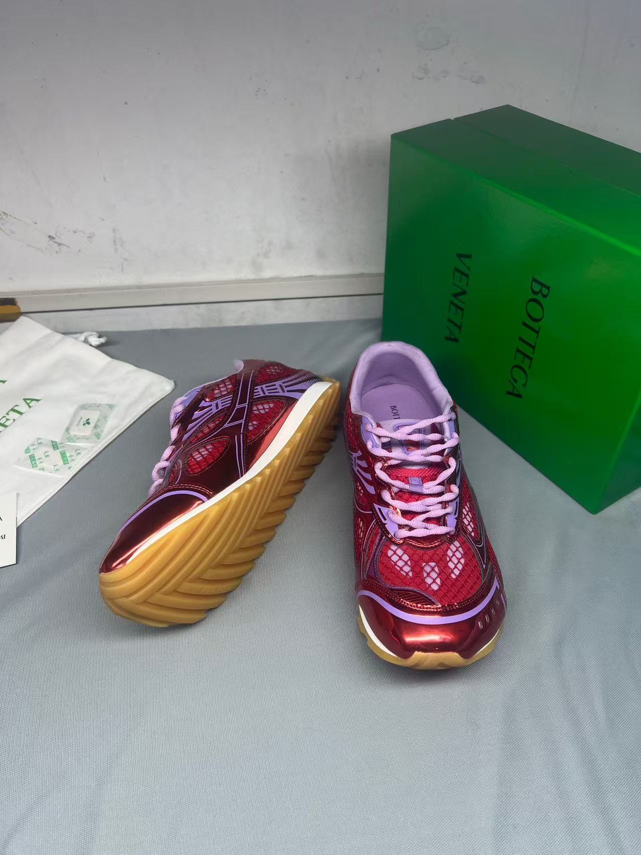 Bottega Veneta Shoes(AAA)-042