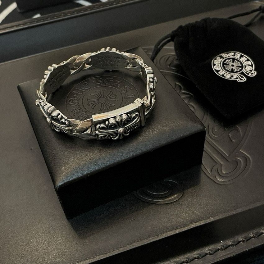 Ch**me He**ts bracelet-018