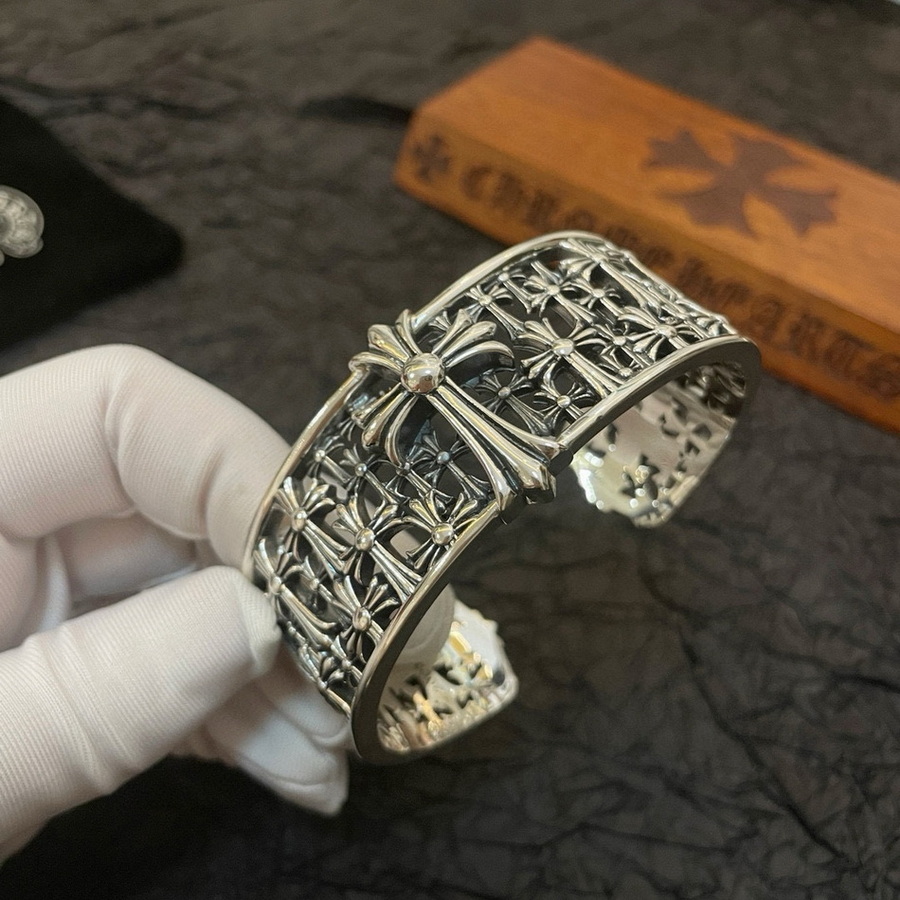 Ch**me He**ts bracelet-019