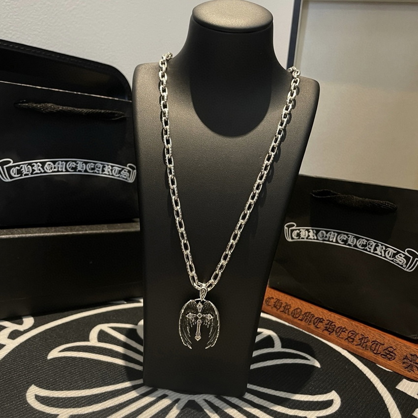 Ch**me He**ts necklace-091