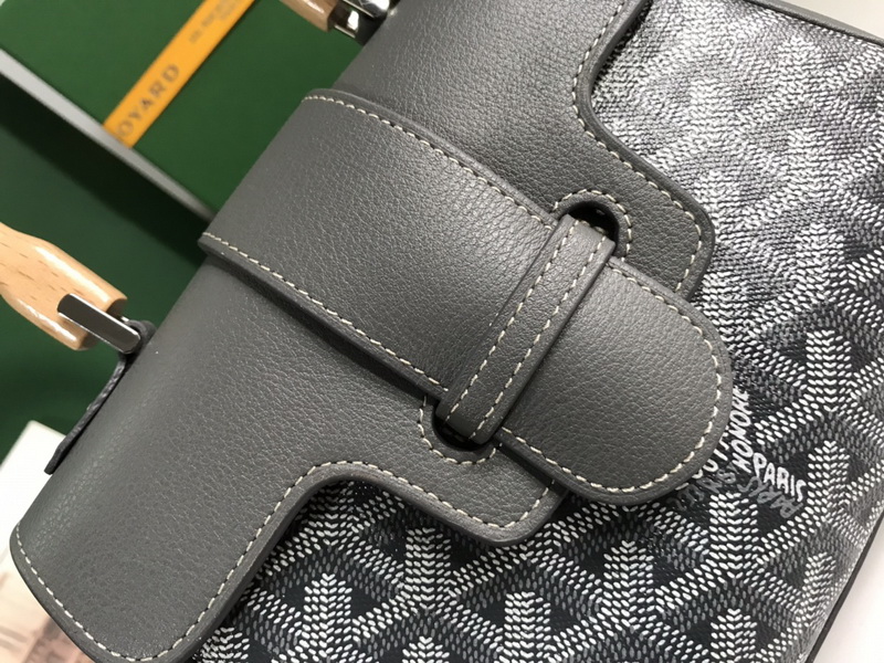 Goyard Handbags AAA(Women)-123