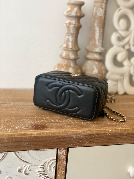 Chanel Handbags AAAA(Women)-125