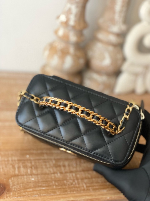 Chanel Handbags AAAA(Women)-125