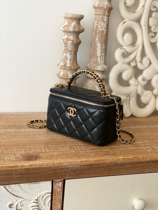 Chanel Handbags AAAA(Women)-125