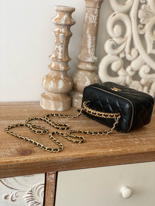 Chanel Handbags AAAA(Women)-125