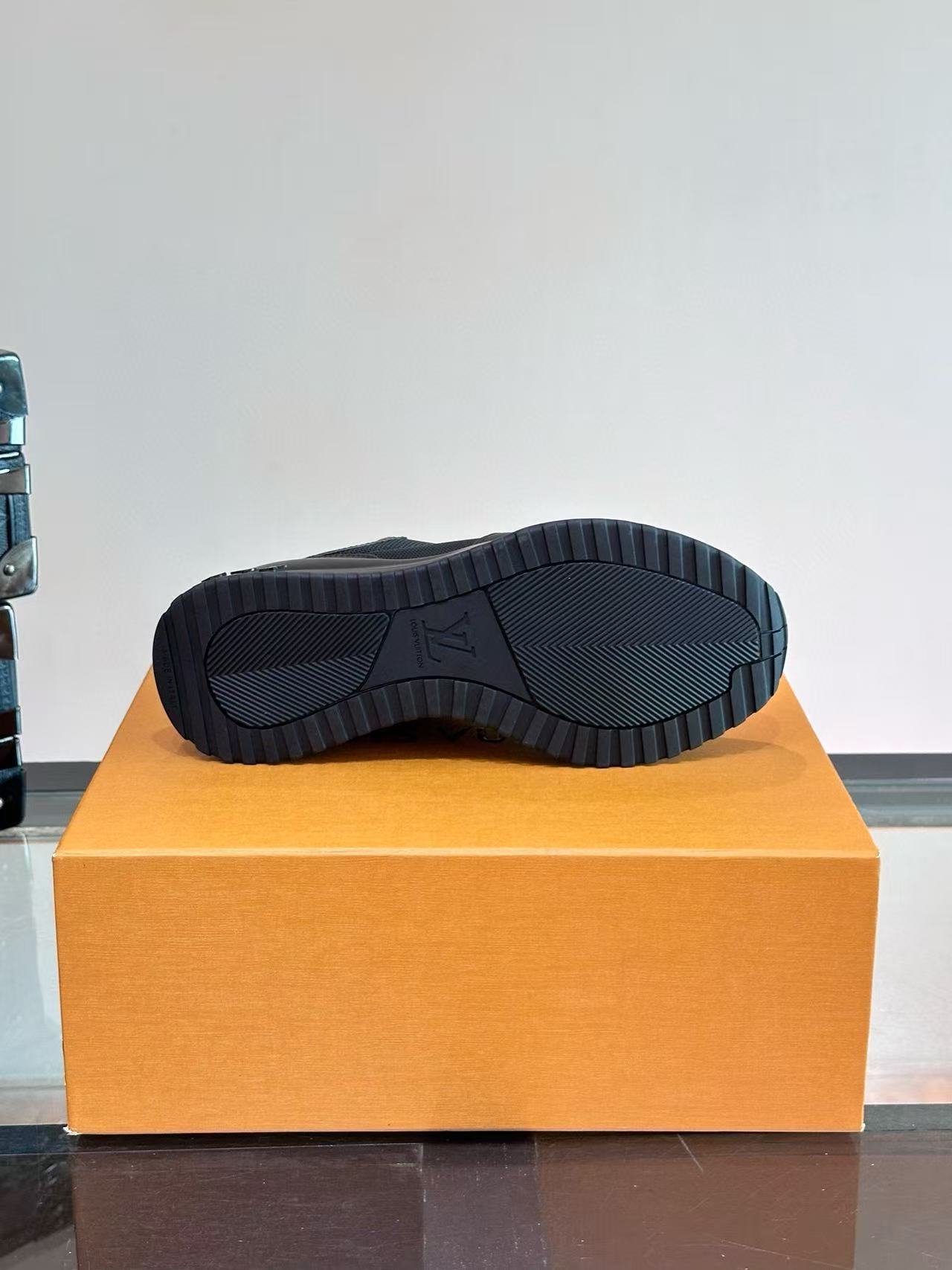 LV Shoes(AAA)-1236