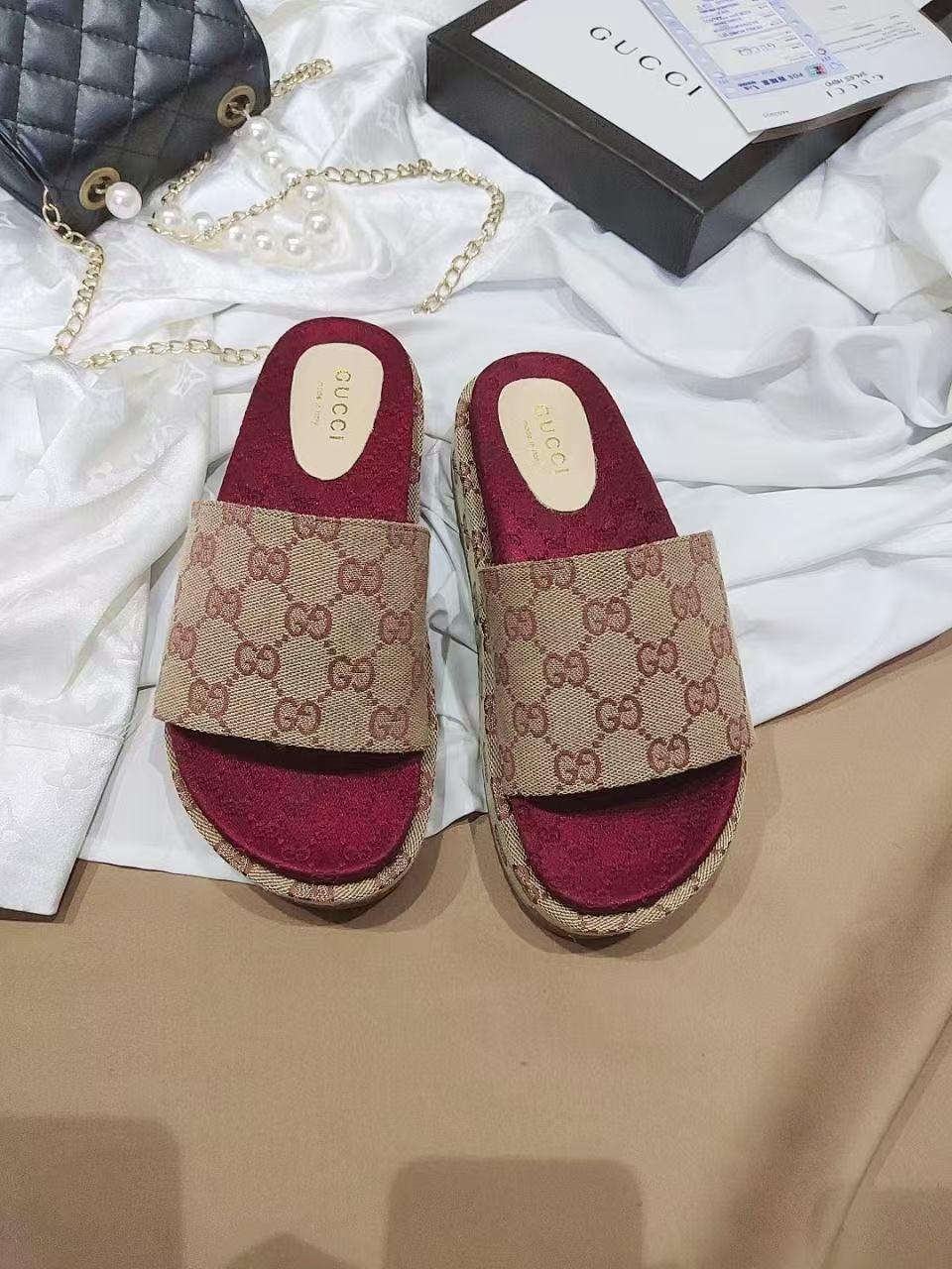 Gucci Slippers(AAA)-470
