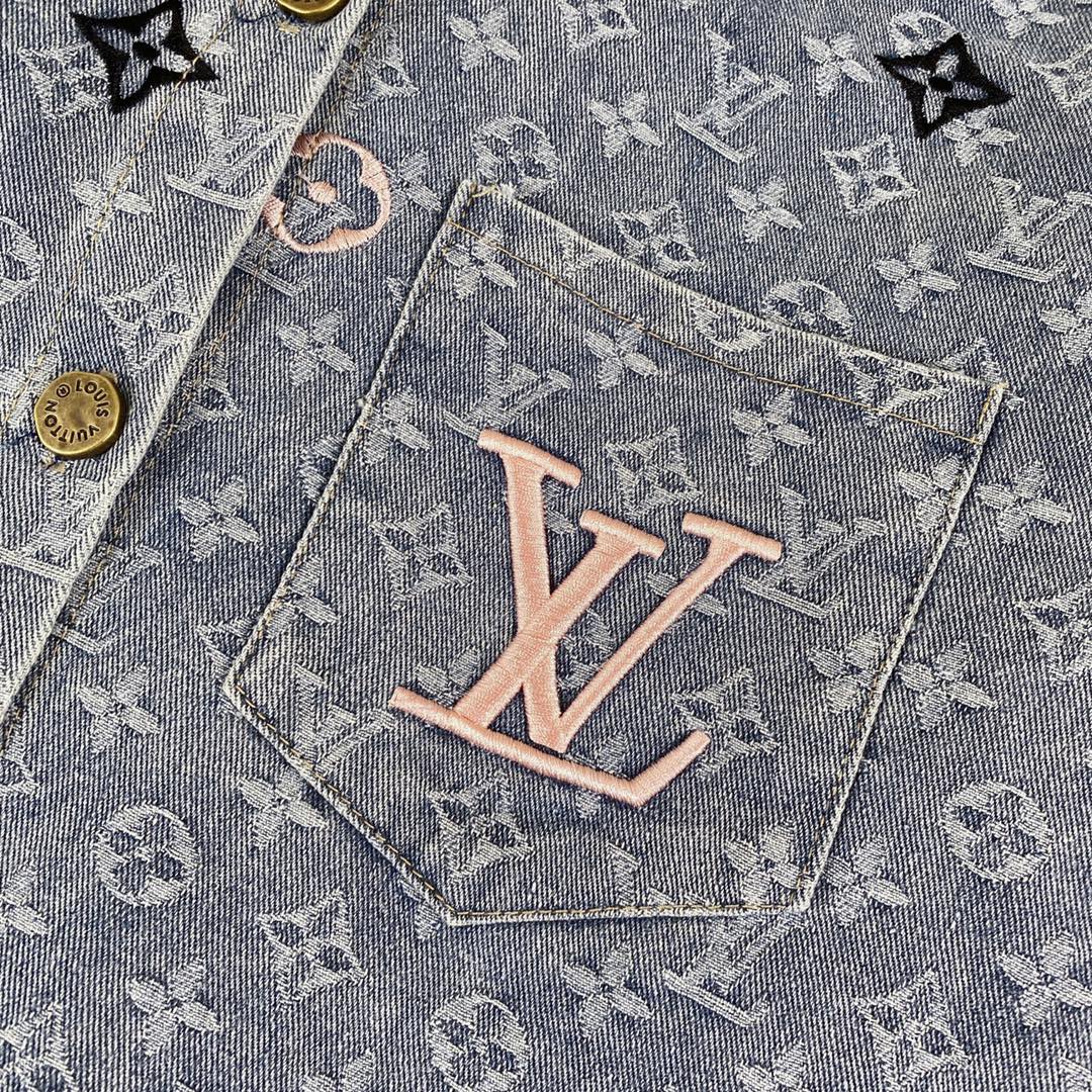 LV Jacket-040