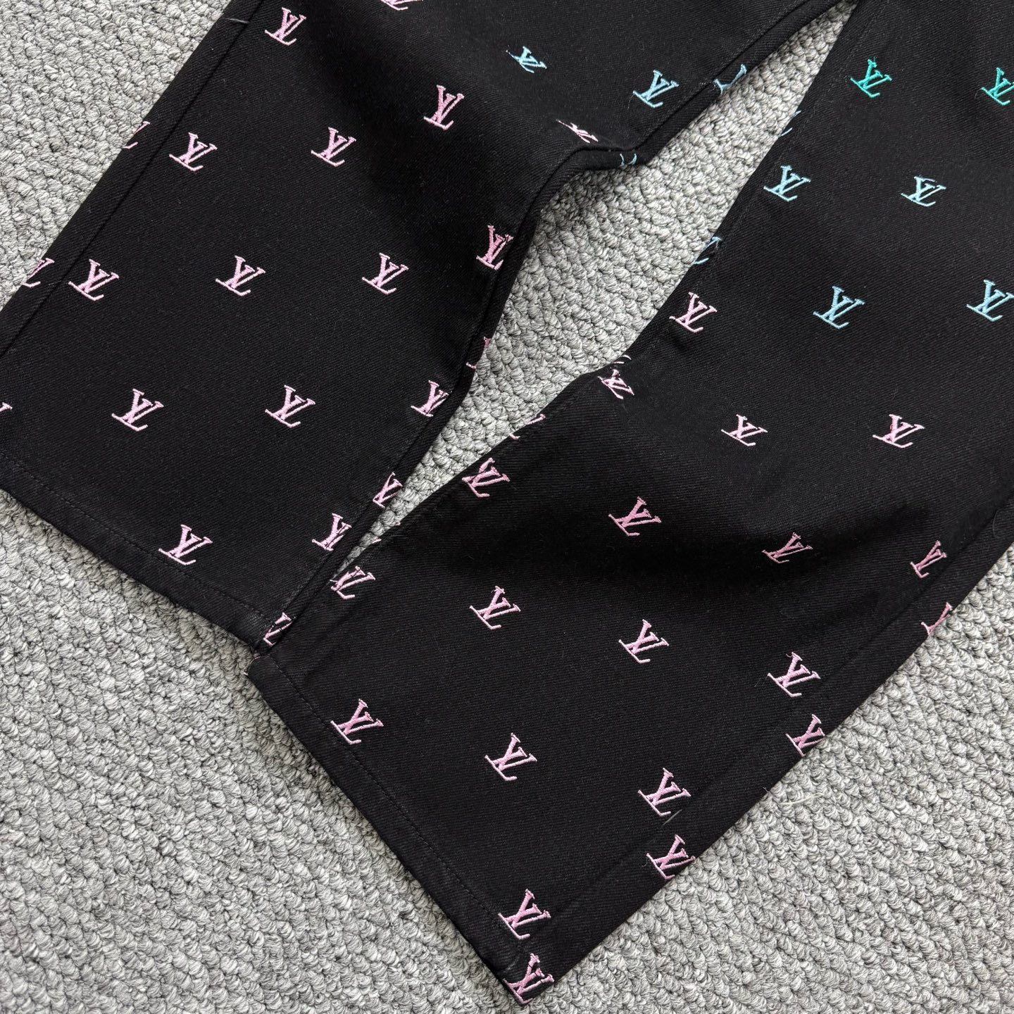 LV Jeans-035