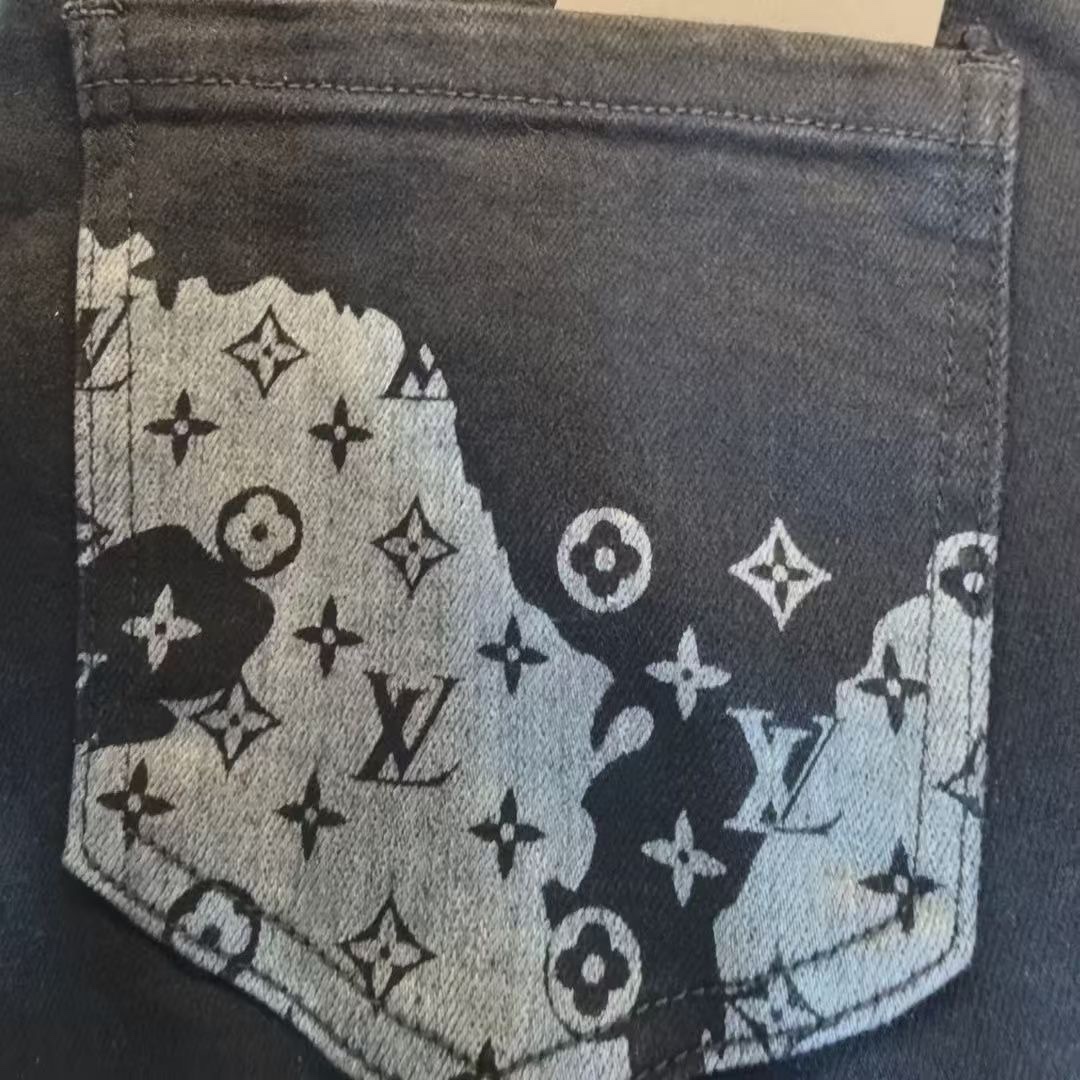 LV Jeans-046