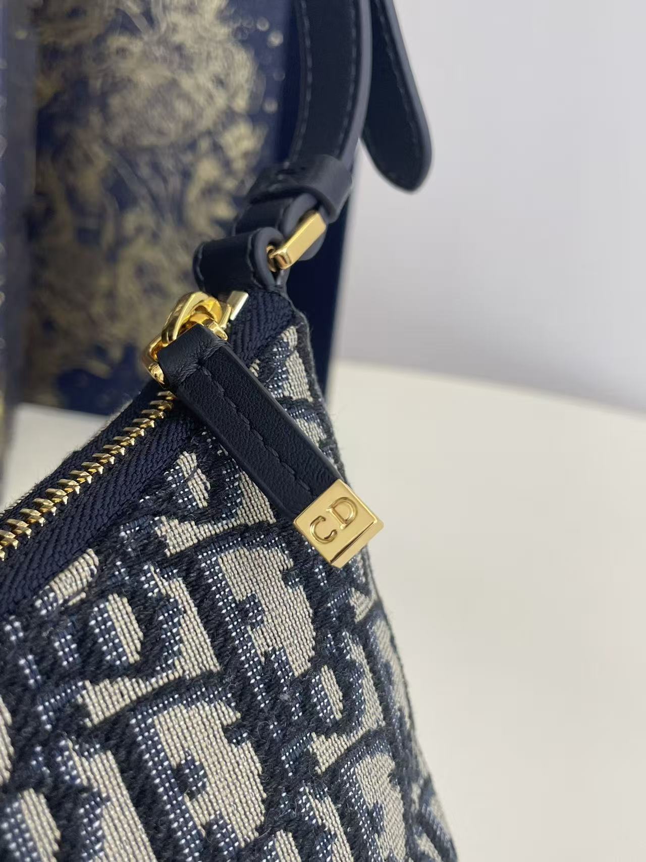 Dior Handbags AAA(Women)-747