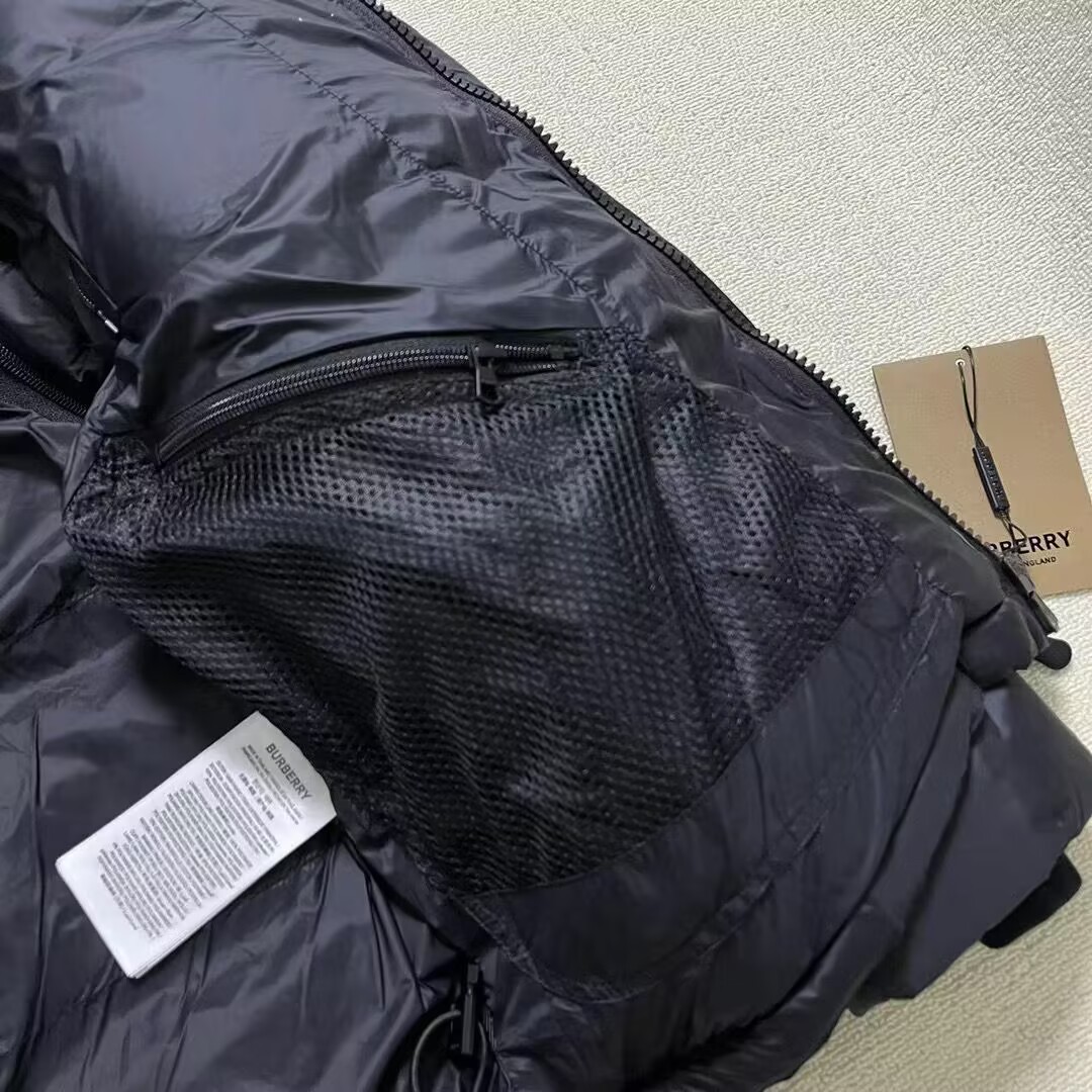 Burberry Coat-001