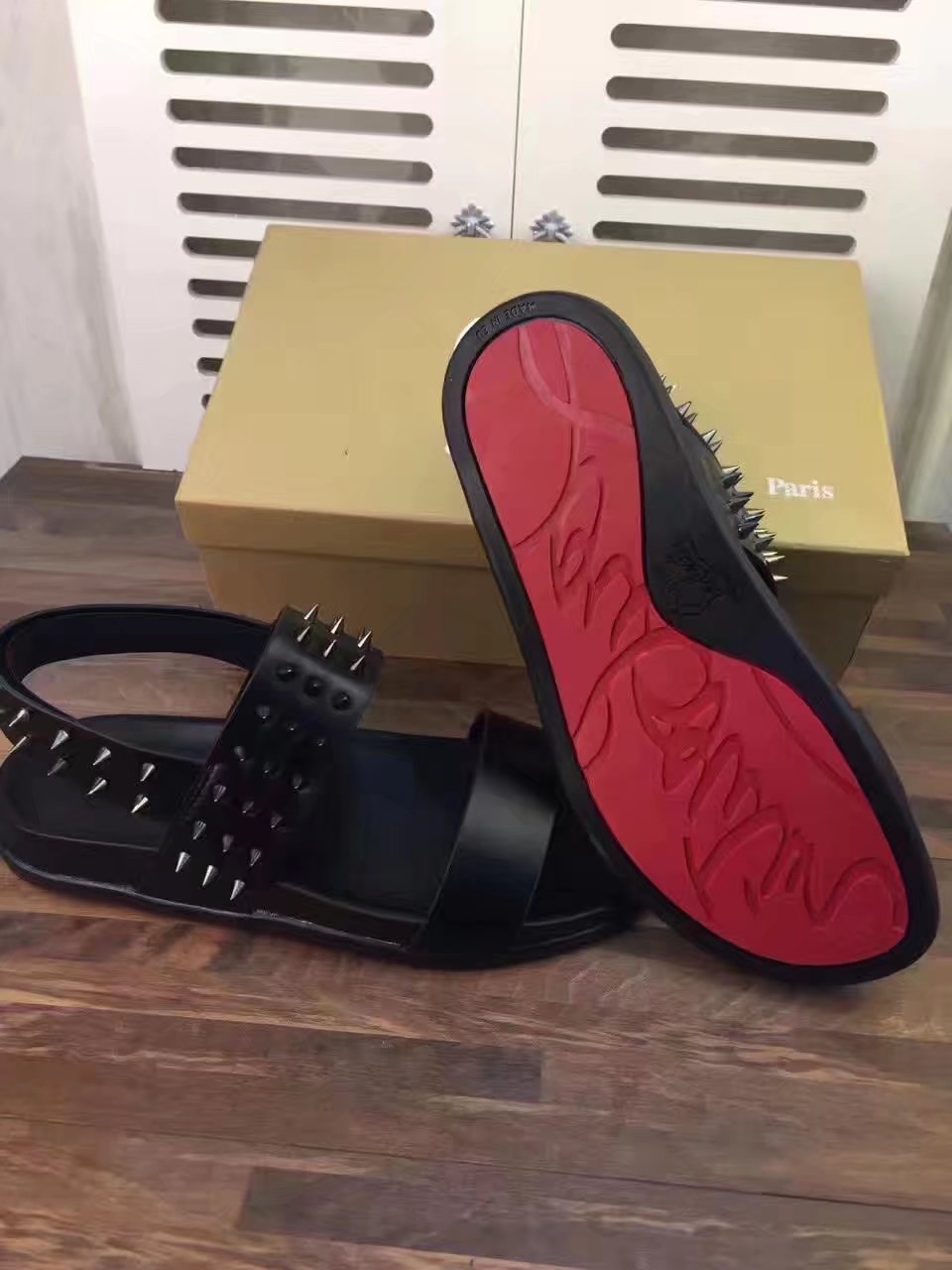 Christian Louboutin Slippers(AAA)-003